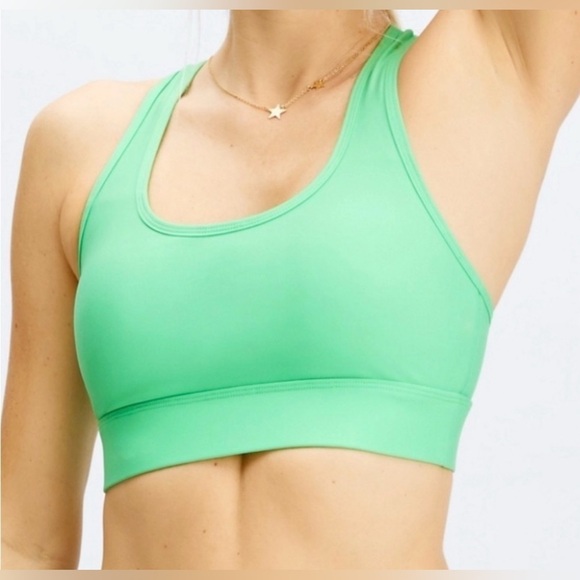 NWT Fabletics On-The-Go Small Sports Bra - Picture 5 of 8